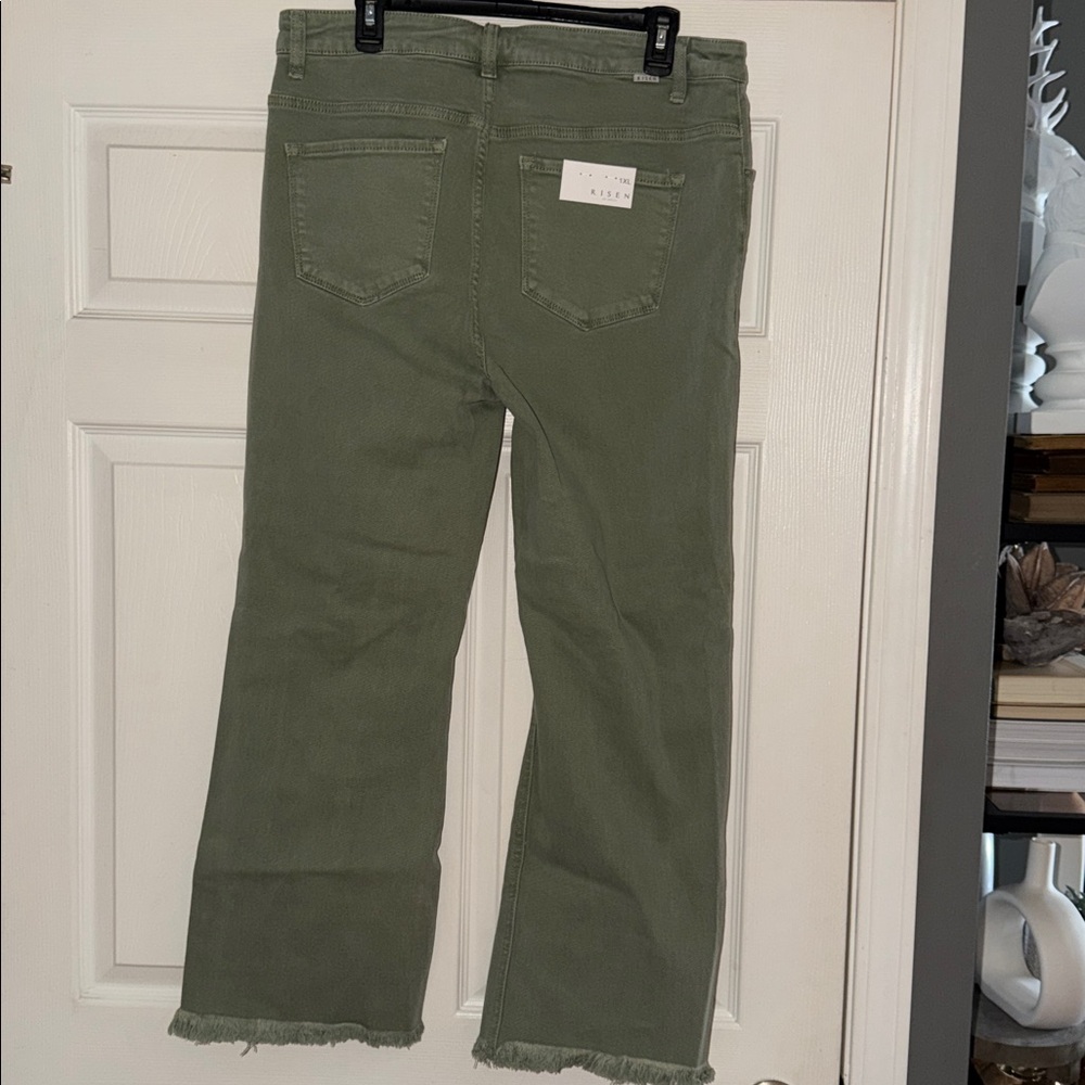 Risen jeans new with tags size 1x cropped distressed jeans in Olive - Picture 3 of 4
